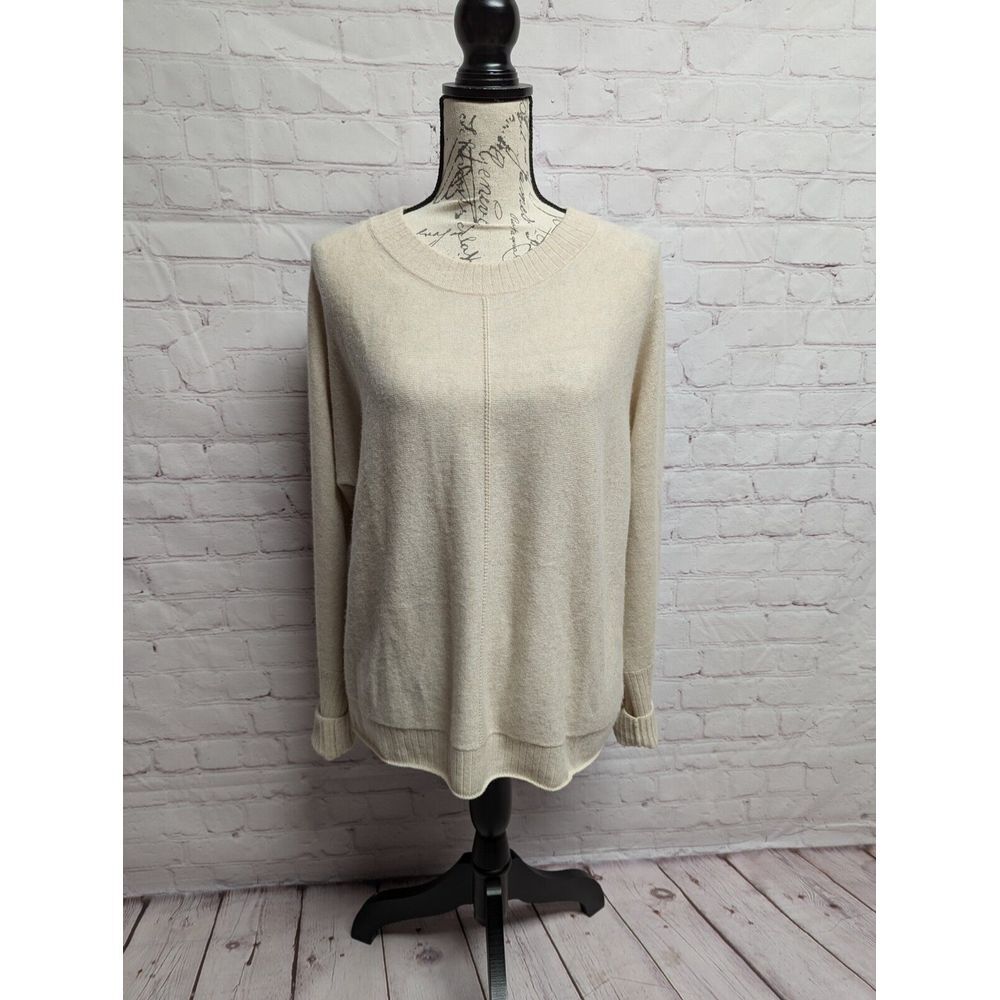 JOIE 100% 2-ply Cashmere Crew Neck Sweater Size Med. Cream Color. 950